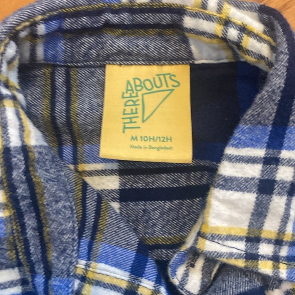 There abouts boys flannel M (10/12) - Picture 3 of 4